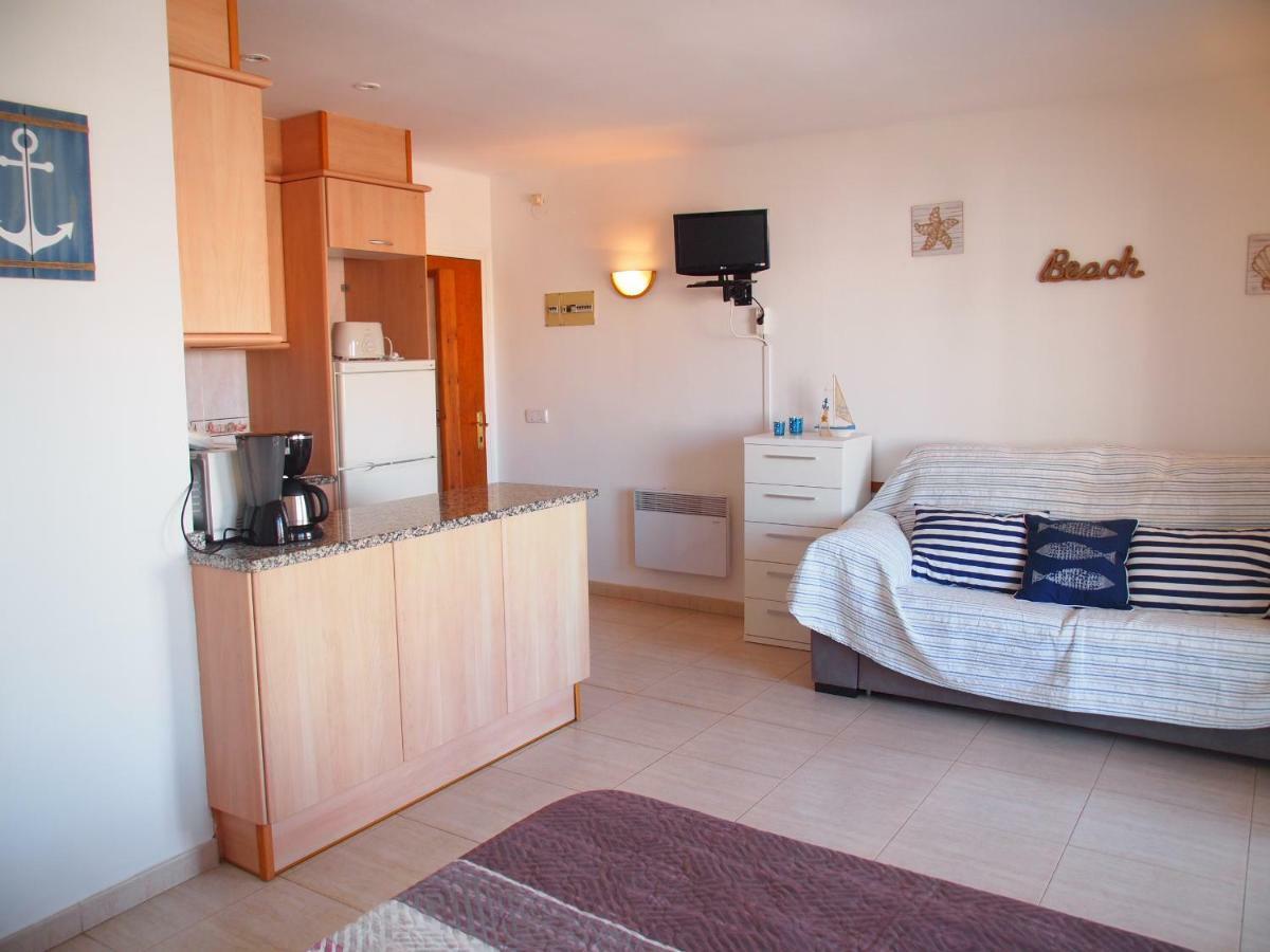 Miramar 32C Apartment Roses Bagian luar foto