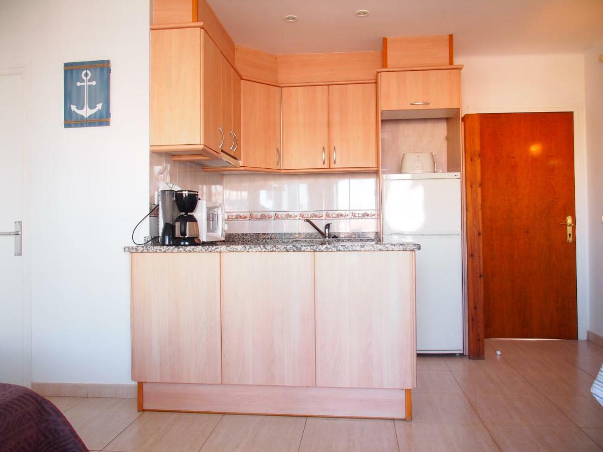 Miramar 32C Apartment Roses Bagian luar foto